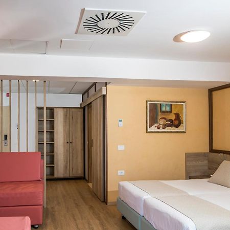 Hotel Delfin Izola Εξωτερικό φωτογραφία