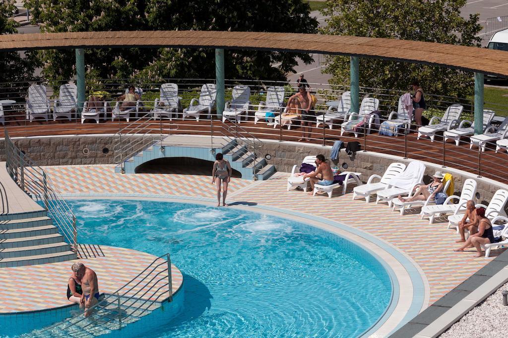 Hotel Delfin Izola Εξωτερικό φωτογραφία